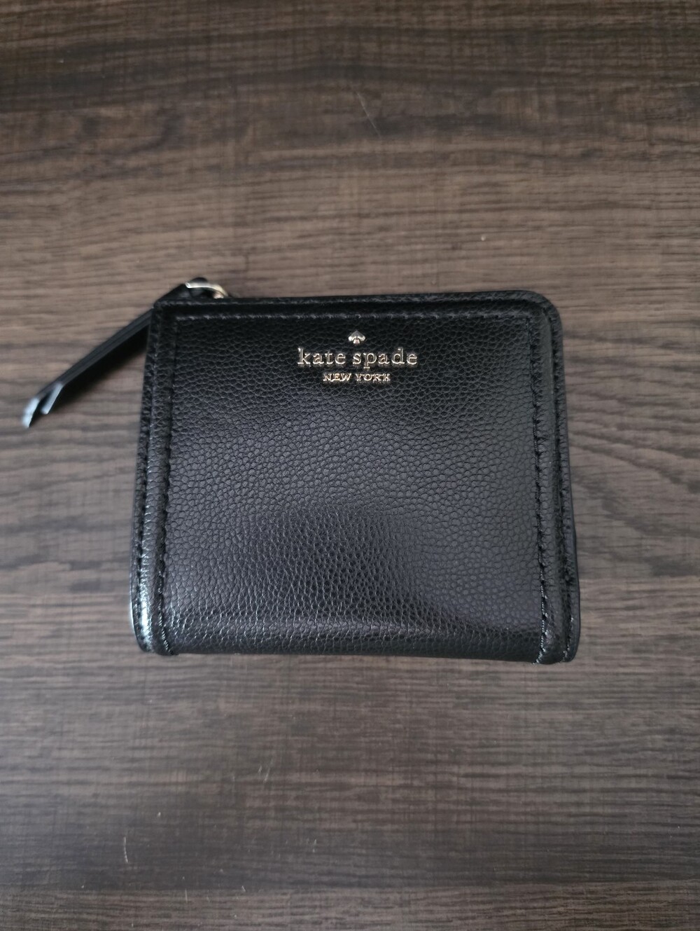 kate spade Black  Leather Zip Wallet